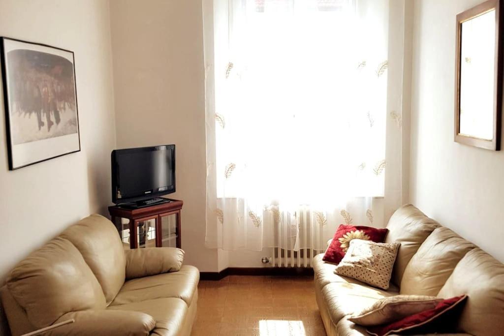 Gabry'S Home Three-Bedroom Big Apartment Near City Center & Train Station To Pisa And Florence & Ferries To Sardegna Corsica Livorno Exterior photo